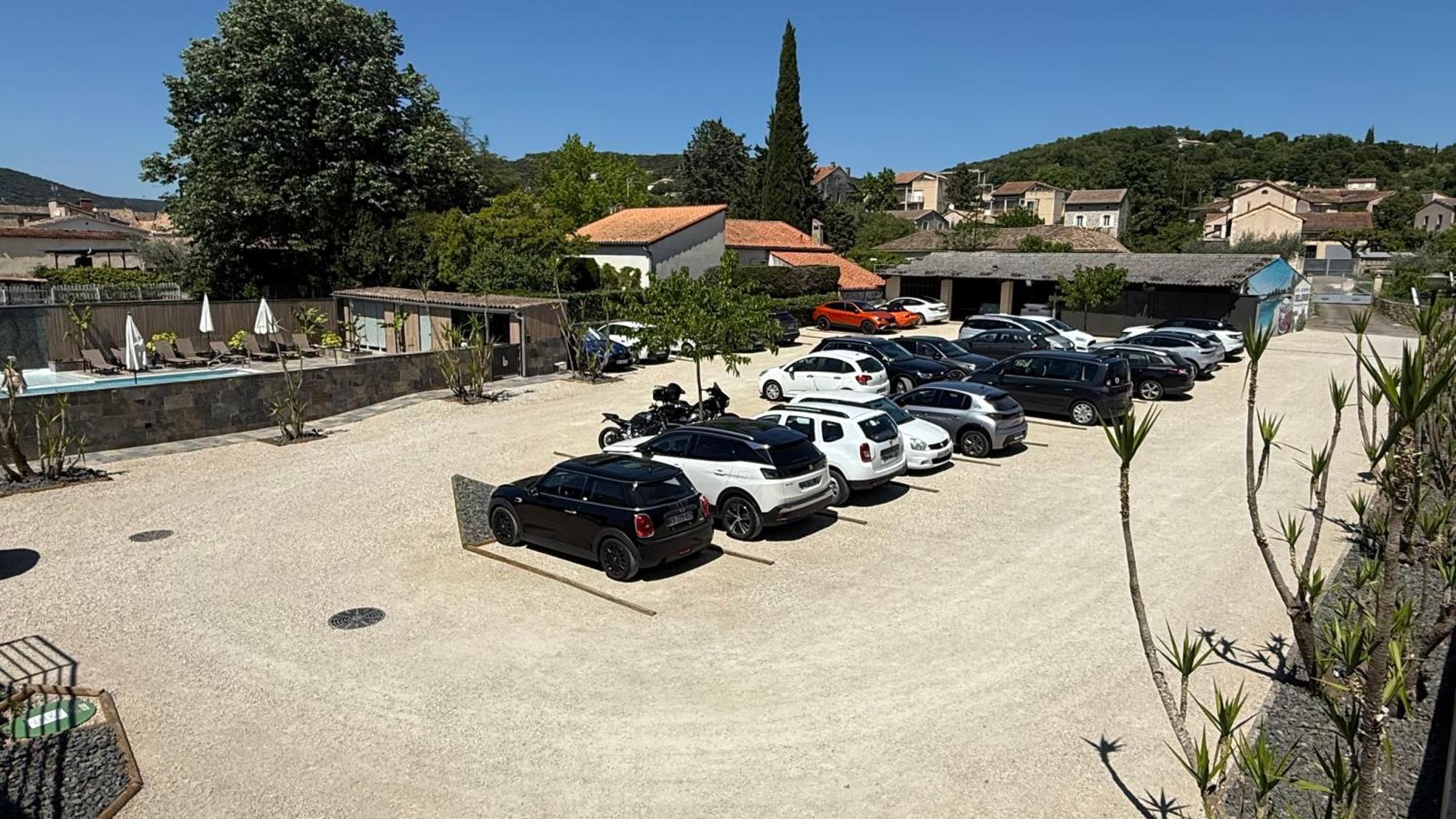 Logis Hotel Restaurant Bellevue Saint-Martin-dʼArdèche Esterno foto